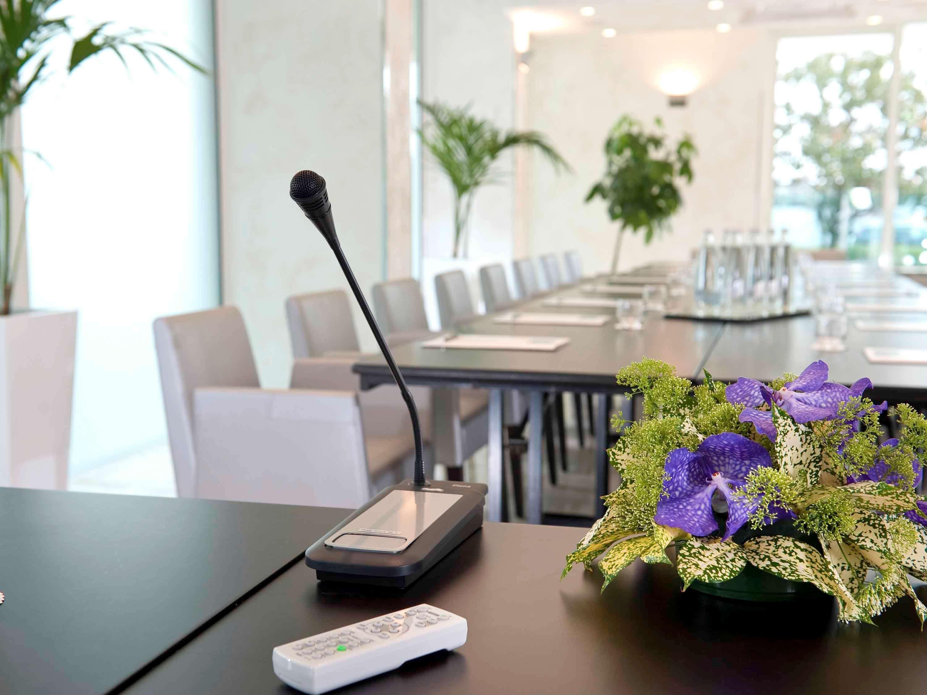 Mercure Hotel Rimini Artis Exterior photo