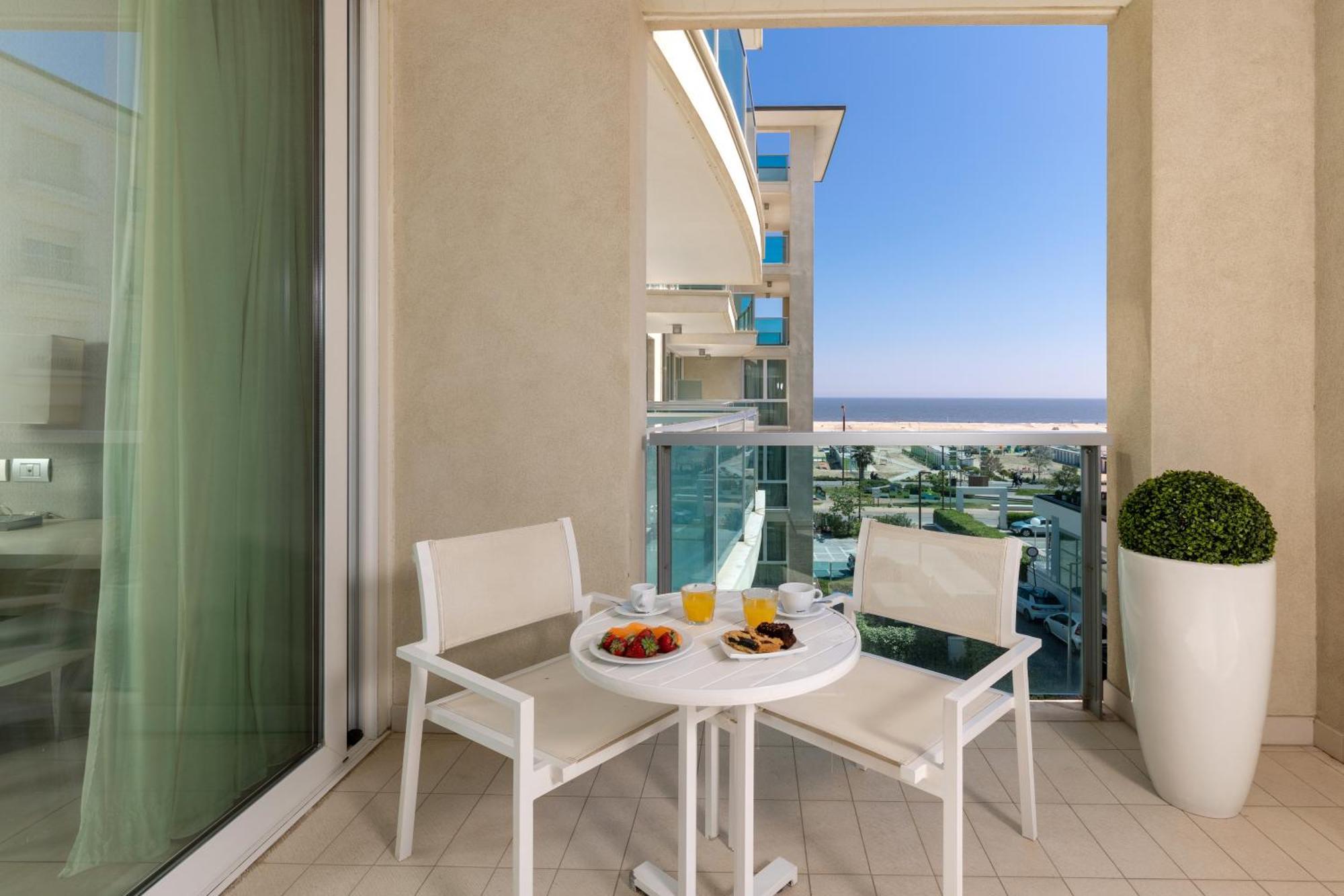 Mercure Hotel Rimini Artis Exterior photo