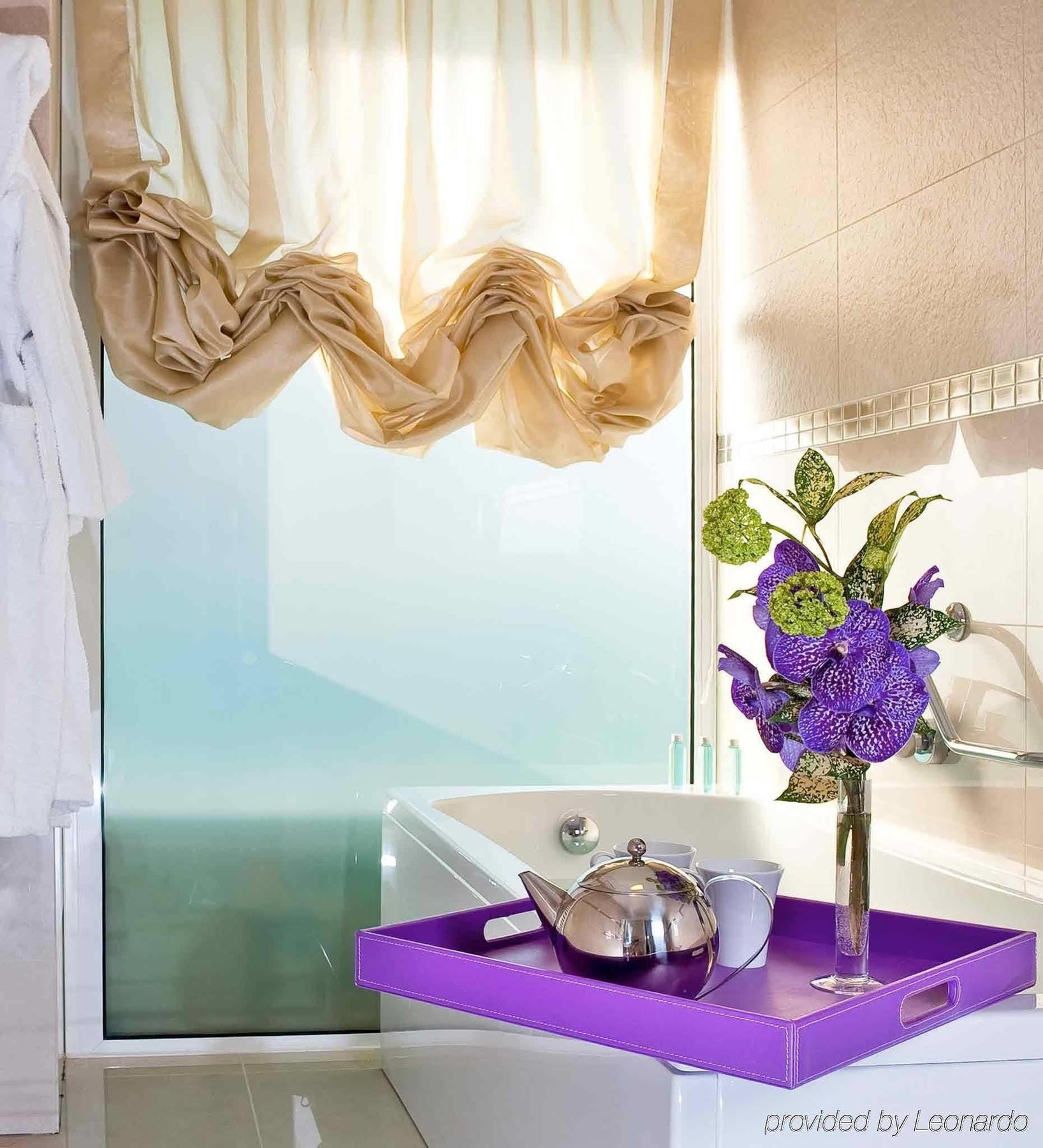Mercure Hotel Rimini Artis Exterior photo